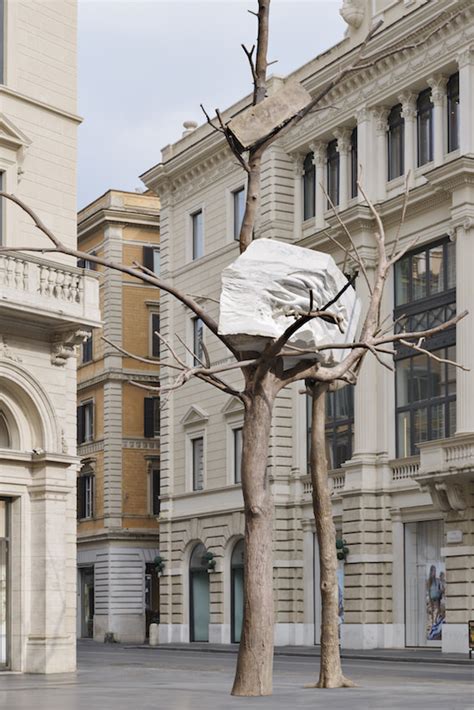 giuseppe penone fendi|Fendi gifts Penone sculpture to Rome .